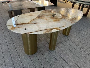 Zamonaviy oval marmar ovqat stoli